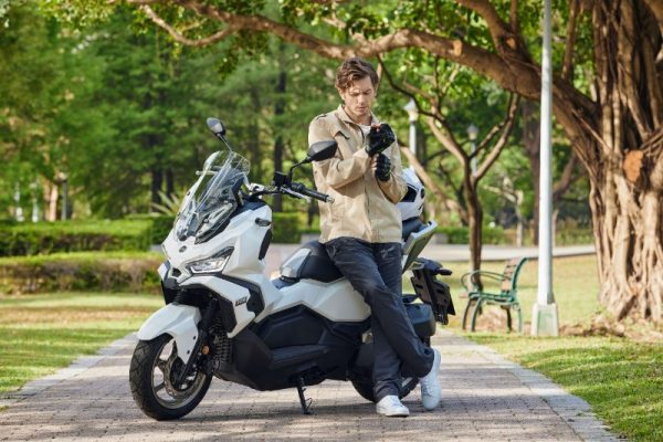 ADX 125 ABS E5+ – Image 2